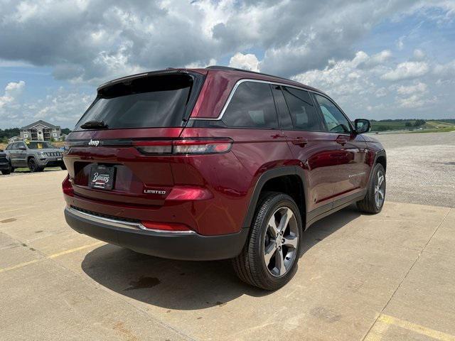 new 2025 Jeep Grand Cherokee car, priced at $51,100