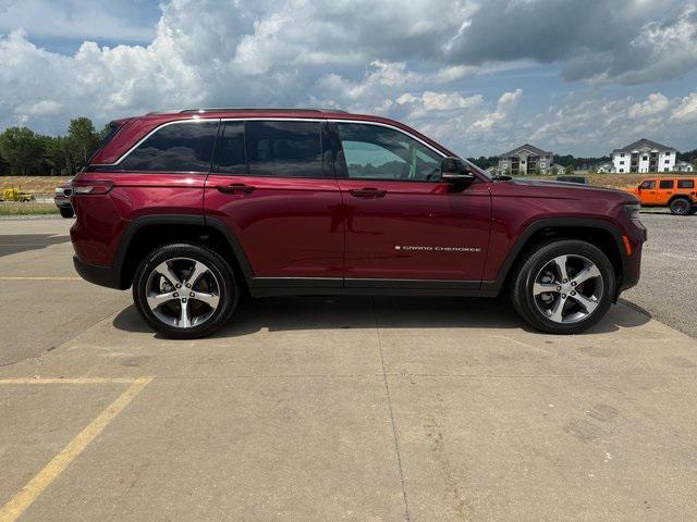 new 2025 Jeep Grand Cherokee car, priced at $51,100