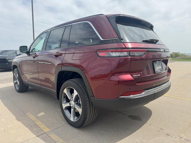 new 2025 Jeep Grand Cherokee car, priced at $51,006