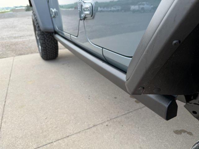 new 2025 Jeep Wrangler car, priced at $59,443