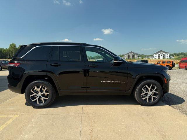 new 2025 Jeep Grand Cherokee car, priced at $48,855