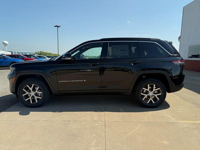 new 2025 Jeep Grand Cherokee car, priced at $48,855