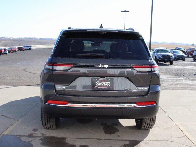 new 2025 Jeep Grand Cherokee car, priced at $49,735