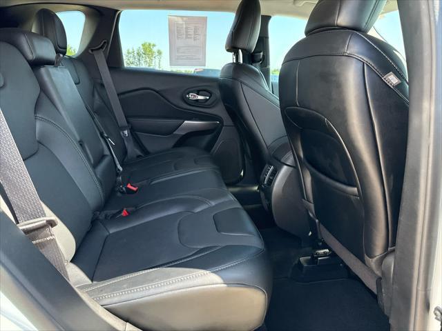 used 2022 Jeep Cherokee car, priced at $25,995