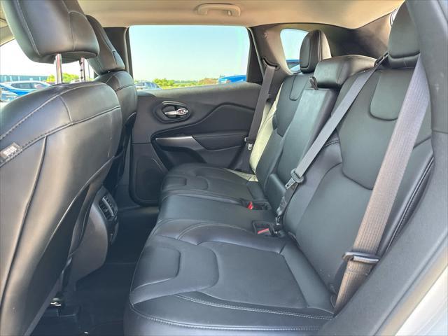 used 2022 Jeep Cherokee car, priced at $25,995