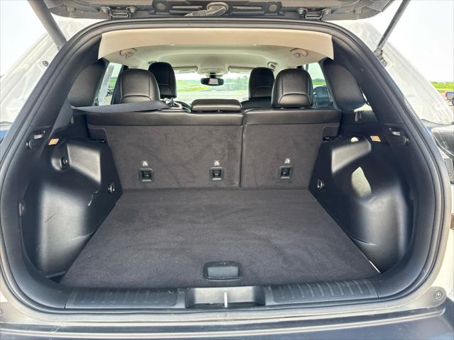 used 2022 Jeep Cherokee car, priced at $25,995