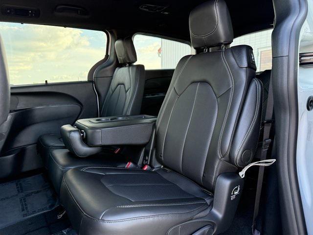 new 2026 Chrysler Pacifica car, priced at $43,734