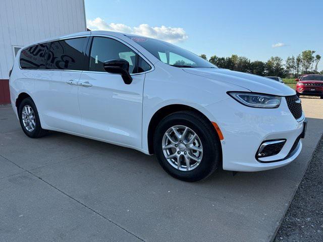 new 2026 Chrysler Pacifica car, priced at $43,734