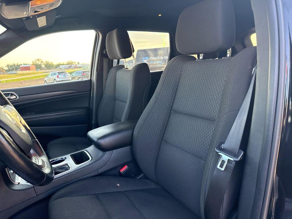 used 2018 Jeep Grand Cherokee car, priced at $15,995