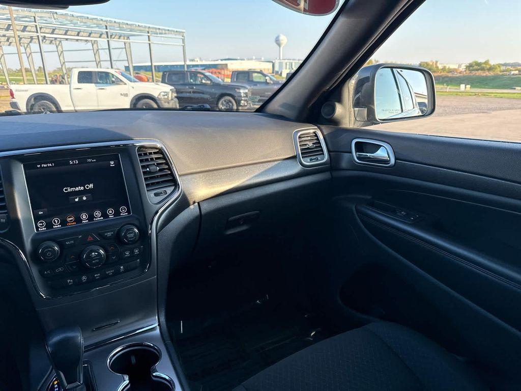 used 2018 Jeep Grand Cherokee car, priced at $15,995