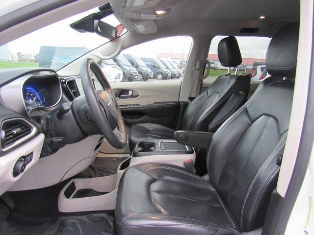 used 2022 Chrysler Pacifica car, priced at $23,333