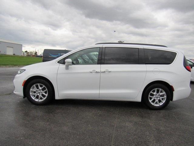 used 2022 Chrysler Pacifica car, priced at $23,333