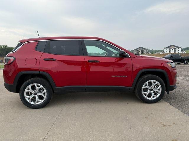 new 2025 Jeep Compass car, priced at $27,878