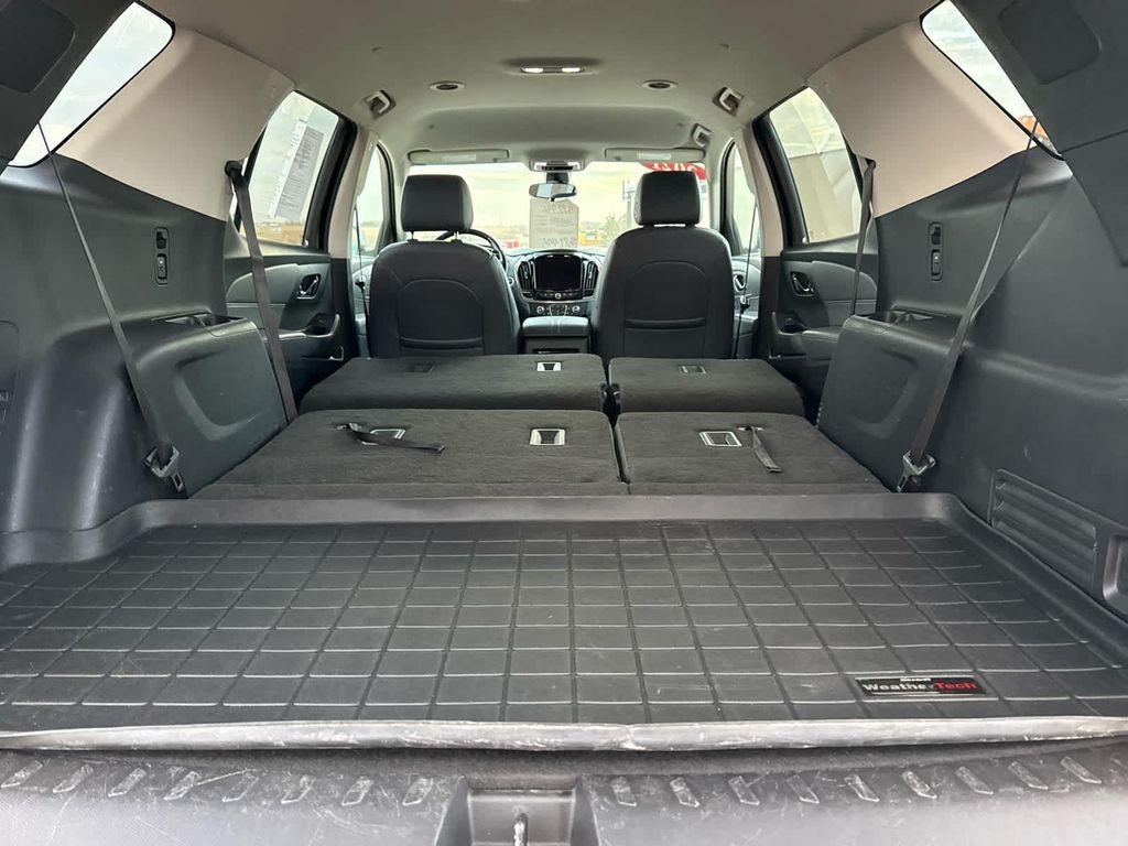 used 2021 Chevrolet Traverse car, priced at $22,995
