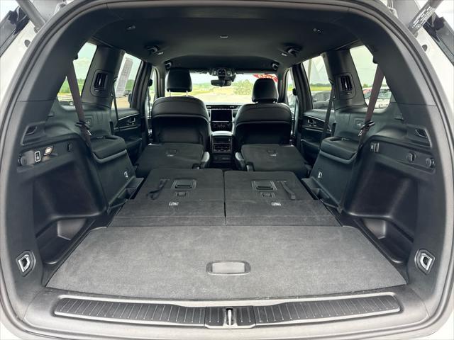 used 2024 Jeep Grand Cherokee L car, priced at $39,995