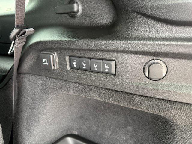 new 2025 Jeep Grand Cherokee L car, priced at $59,857