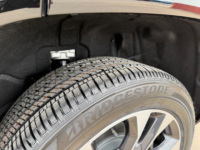new 2025 Jeep Grand Cherokee L car, priced at $59,857