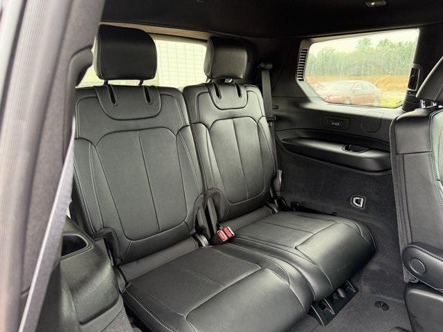new 2025 Jeep Grand Cherokee L car, priced at $59,857