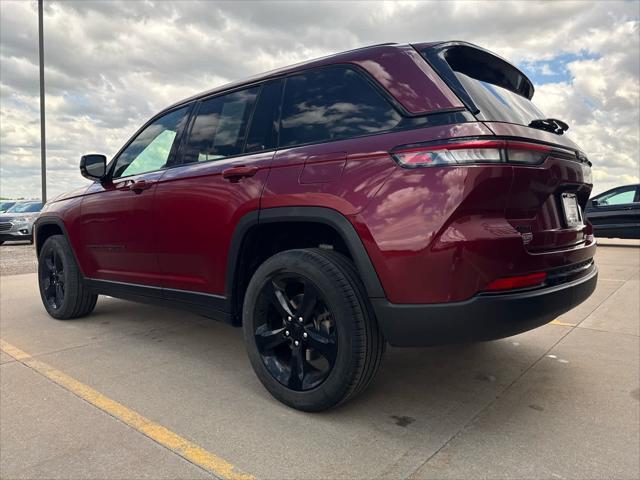 used 2023 Jeep Grand Cherokee car, priced at $33,758