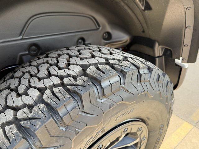 new 2025 Jeep Wrangler car