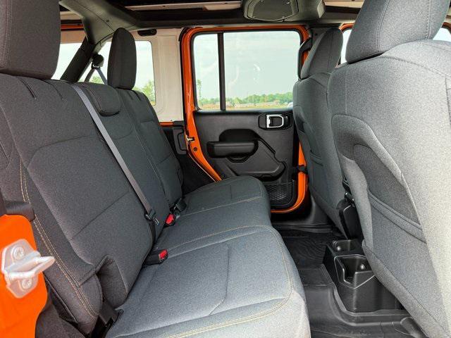 new 2025 Jeep Wrangler car