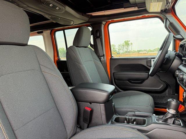 new 2025 Jeep Wrangler car