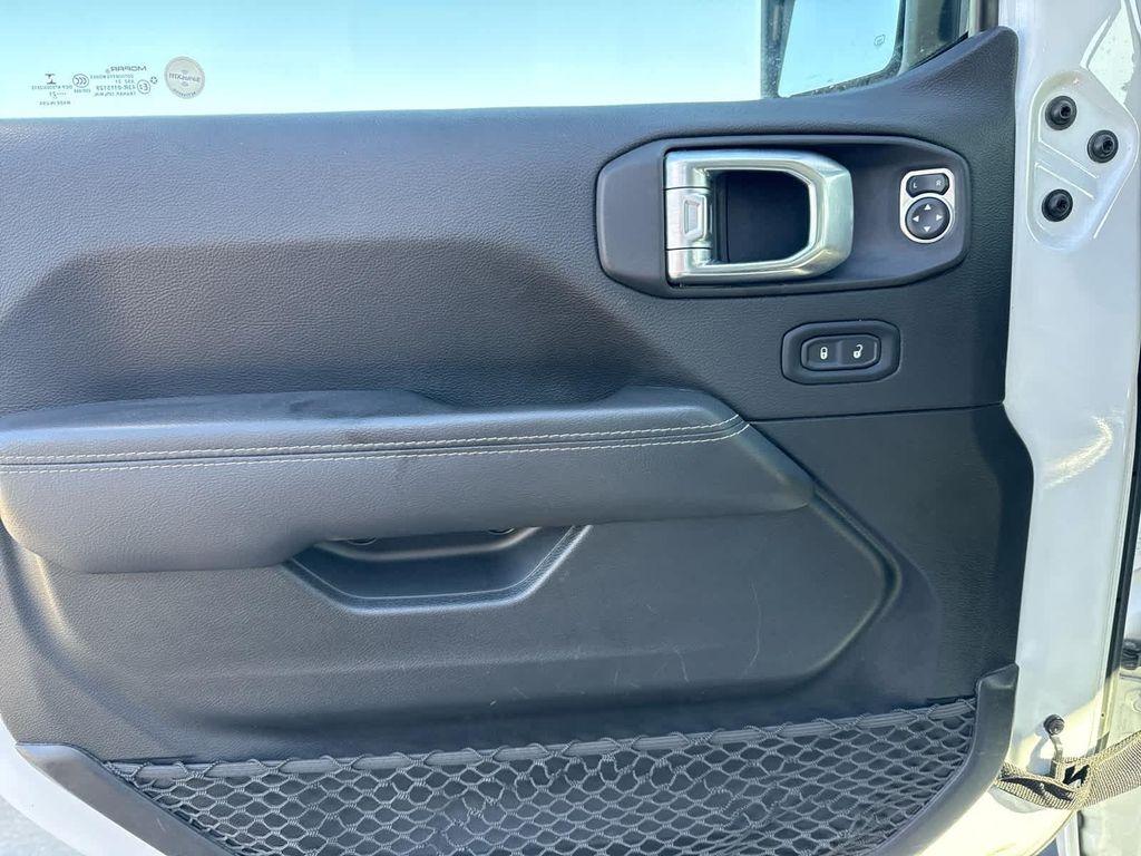 used 2021 Jeep Gladiator car, priced at $30,995