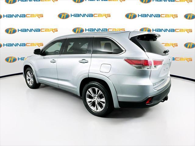 used 2015 Toyota Highlander car, priced at $18,699