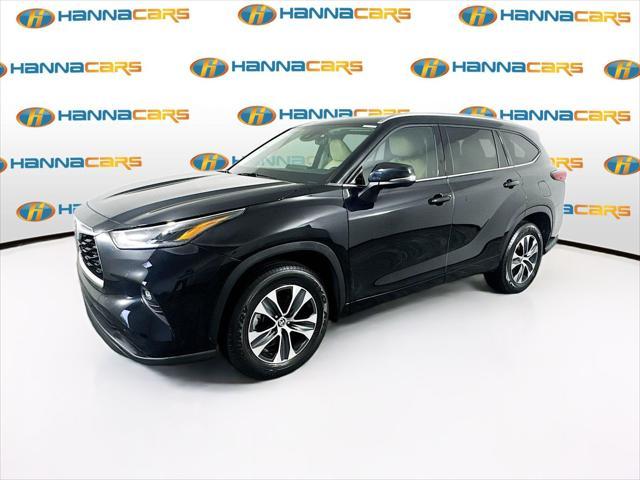 used 2021 Toyota Highlander car, priced at $28,299