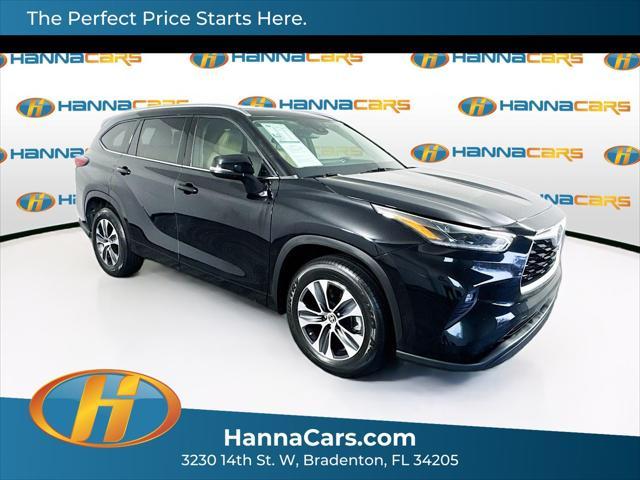 used 2021 Toyota Highlander car, priced at $28,299