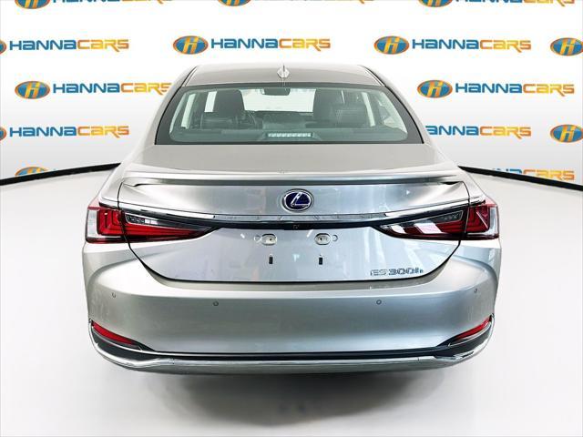 used 2021 Lexus ES 300h car, priced at $32,500