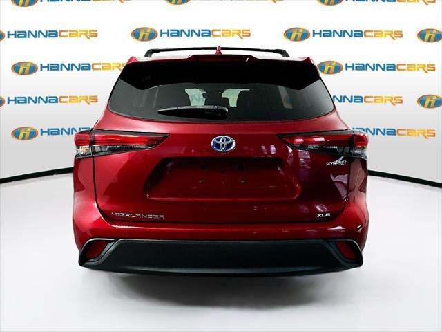 used 2020 Toyota Highlander Hybrid car, priced at $27,199