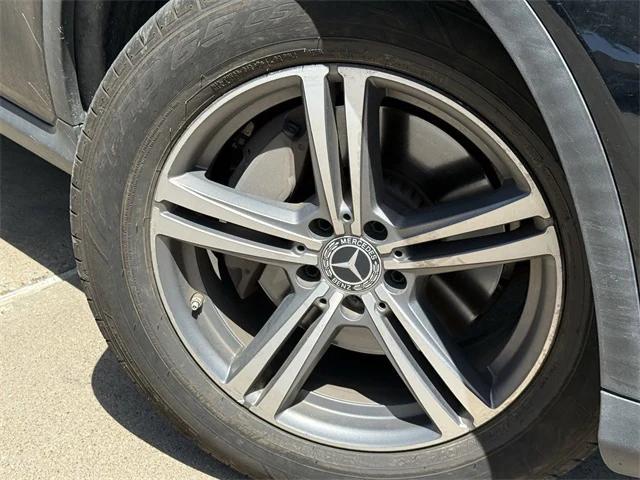 used 2020 Mercedes-Benz GLC 300 car, priced at $23,810
