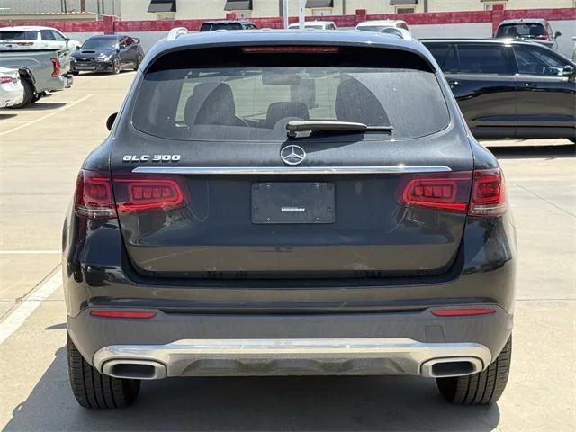 used 2020 Mercedes-Benz GLC 300 car, priced at $23,810