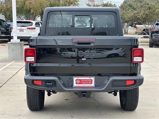 used 2023 Jeep Gladiator car, priced at $35,864