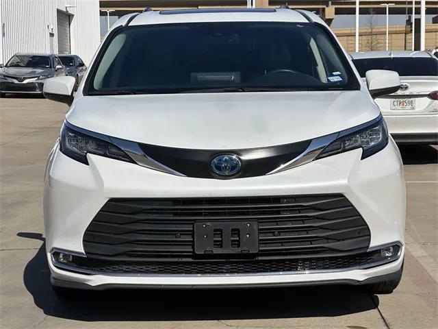 used 2023 Toyota Sienna car, priced at $40,656