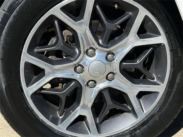 used 2020 Jeep Grand Cherokee car, priced at $26,871