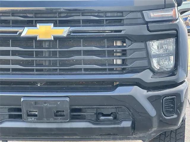 used 2024 Chevrolet Silverado 2500 car, priced at $45,844