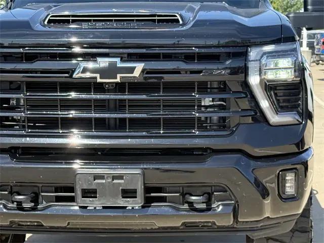 used 2024 Chevrolet Silverado 2500 car, priced at $62,079