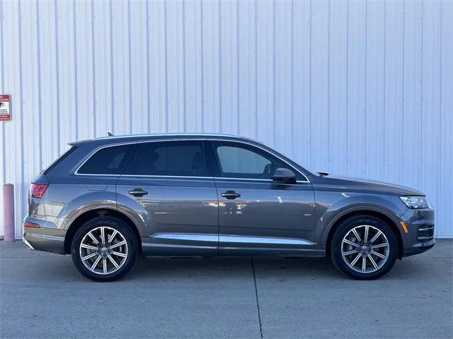 used 2018 Audi Q7 car, priced at $22,198