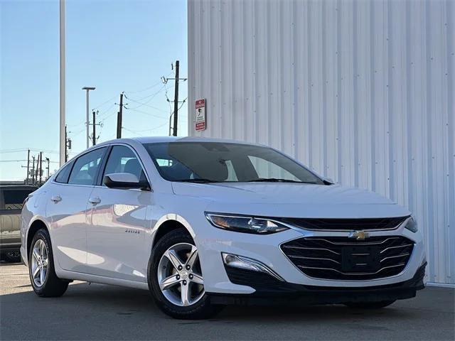 used 2020 Chevrolet Malibu car, priced at $15,963