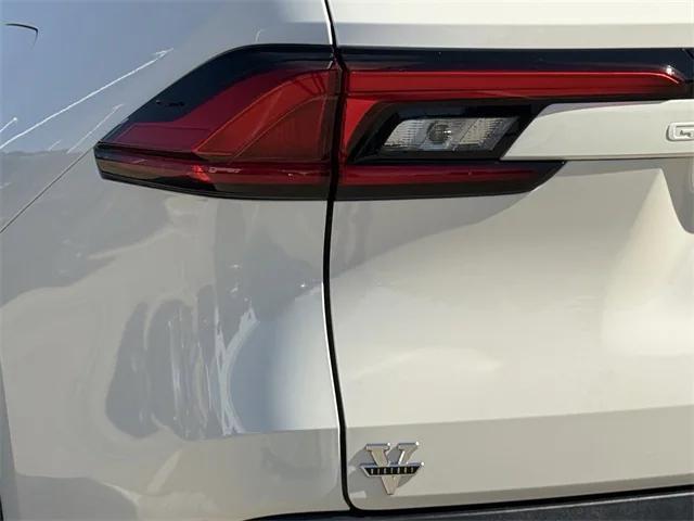 used 2024 Toyota Grand Highlander car, priced at $42,121