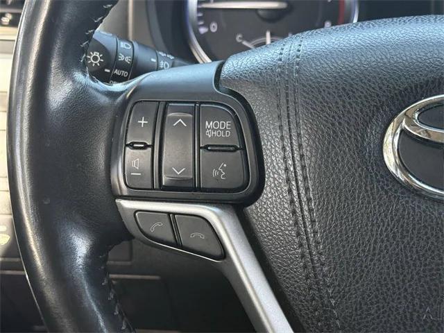 used 2017 Toyota Highlander car, priced at $23,274