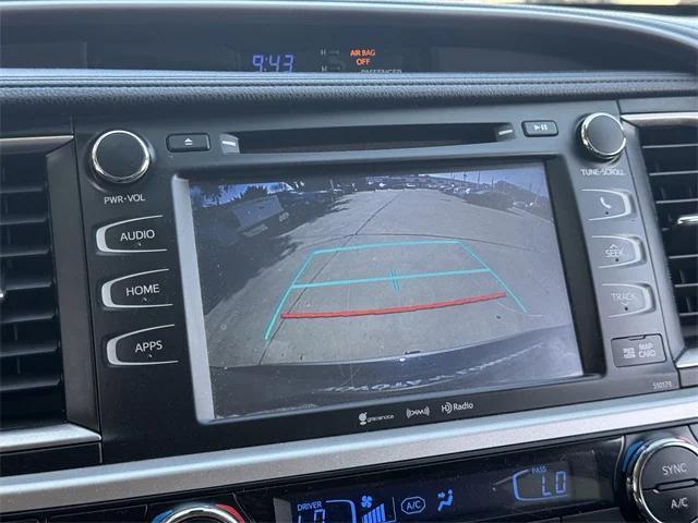 used 2017 Toyota Highlander car, priced at $23,274