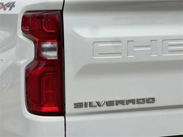 used 2022 Chevrolet Silverado 1500 car, priced at $37,374