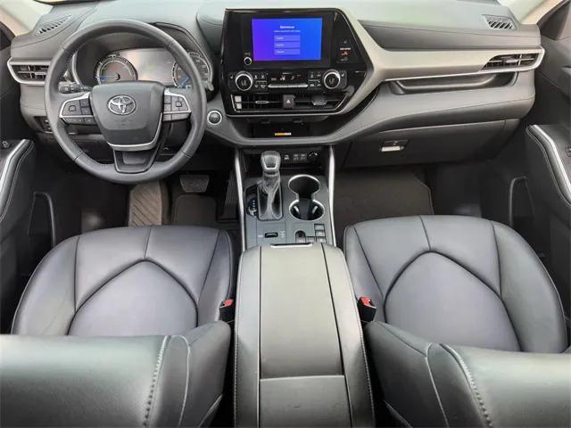 used 2024 Toyota Highlander Hybrid car, priced at $50,160