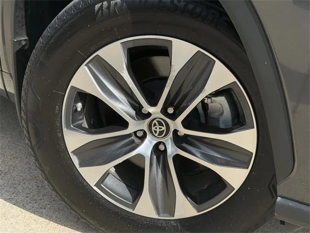 used 2024 Toyota Highlander Hybrid car, priced at $50,160