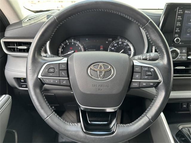 used 2021 Toyota Highlander car, priced at $32,991