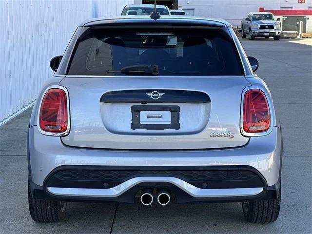 used 2024 MINI Hardtop car, priced at $29,879