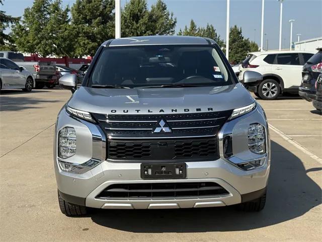 used 2024 Mitsubishi Outlander car, priced at $24,621